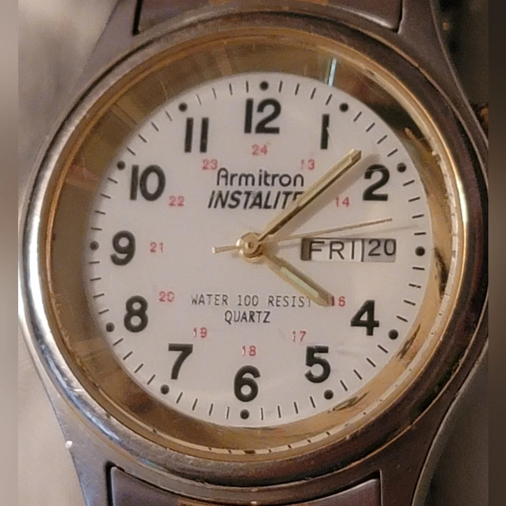 Armitron Instalite White Dial 36mm‎ Day Date 24h Quartz Mens Watch, New Battery